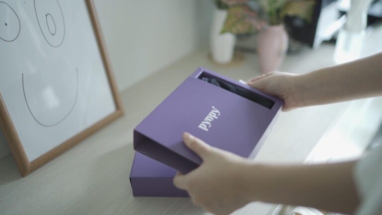 opening up pynpy' panties box