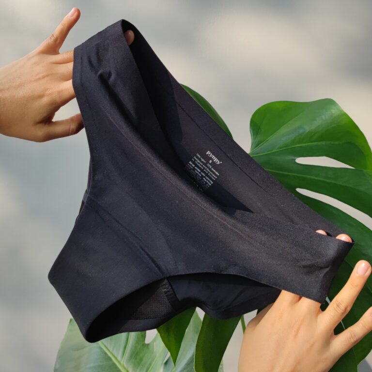 ความยืดหยุ่นของกางเกงในอนามัย Pynpy' แบบ Daily