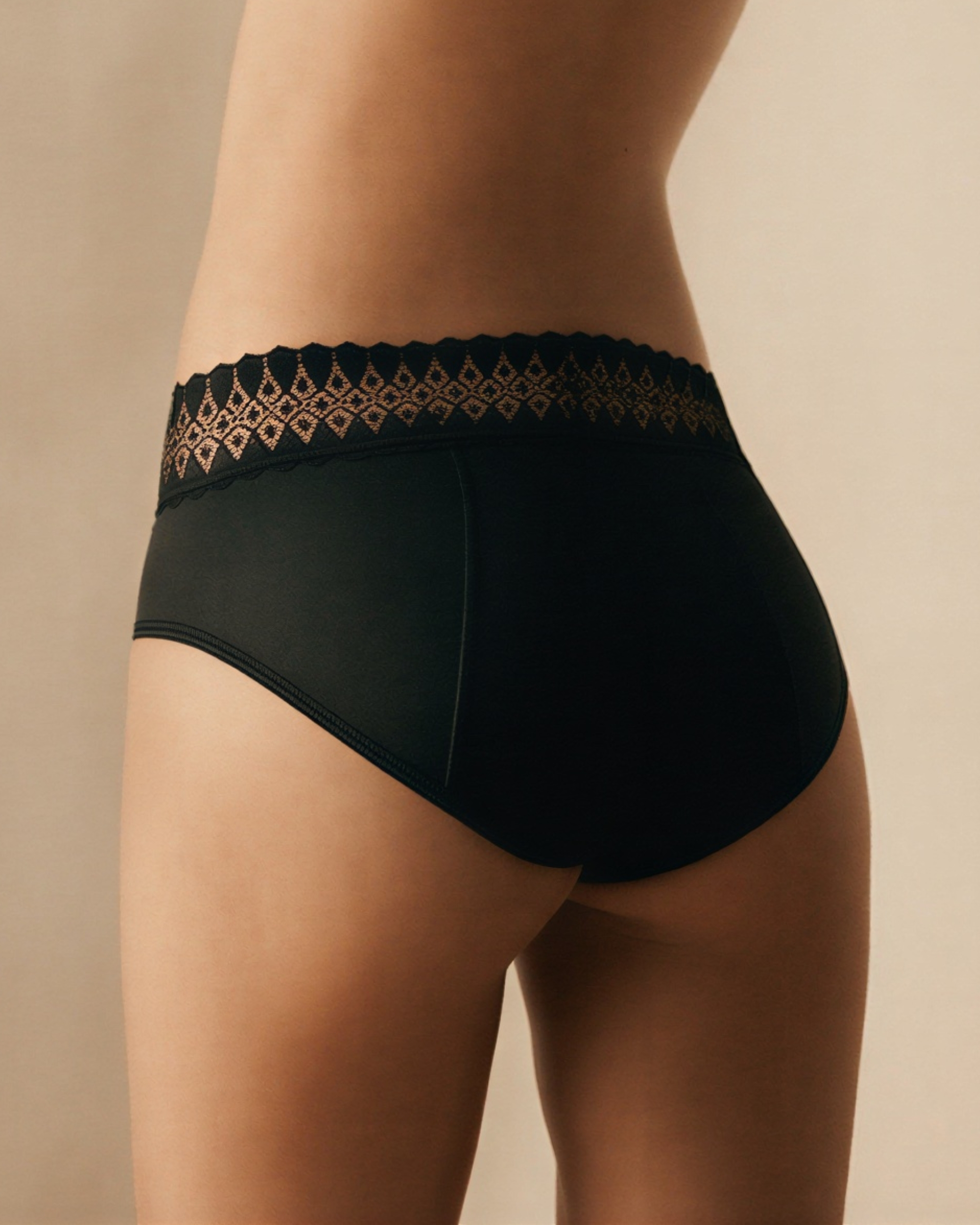 Lace - Image 7