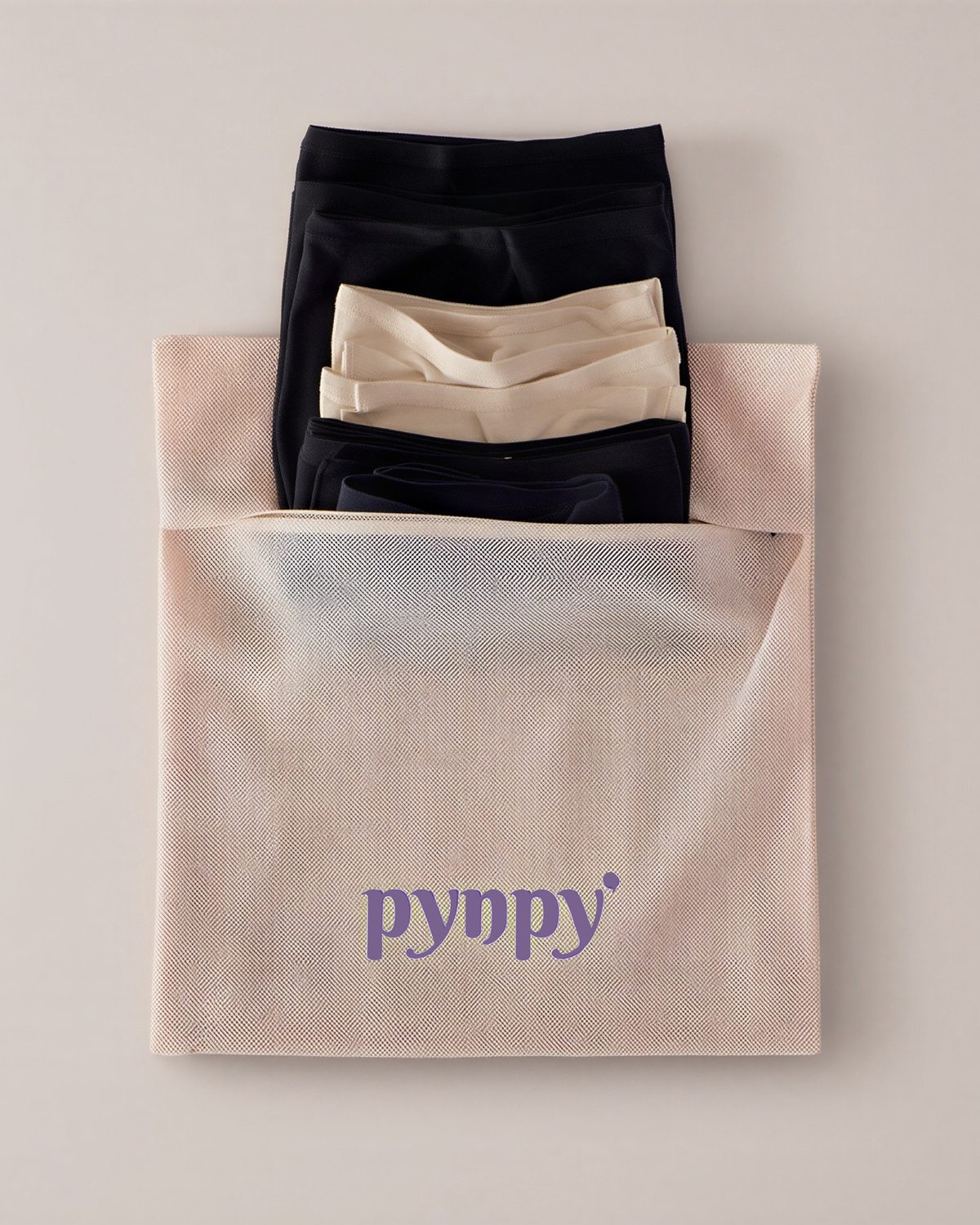 Pynpy' Laundry bag, absorbent layer detail