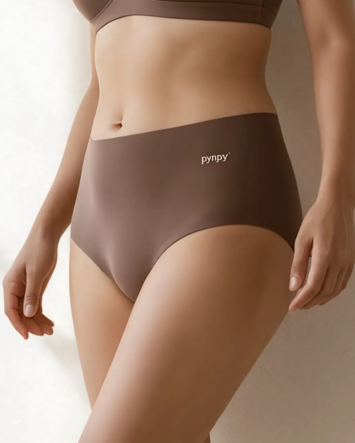 Pynpy' Smooth - Mocha incontinence underwear, absorbent layer detail